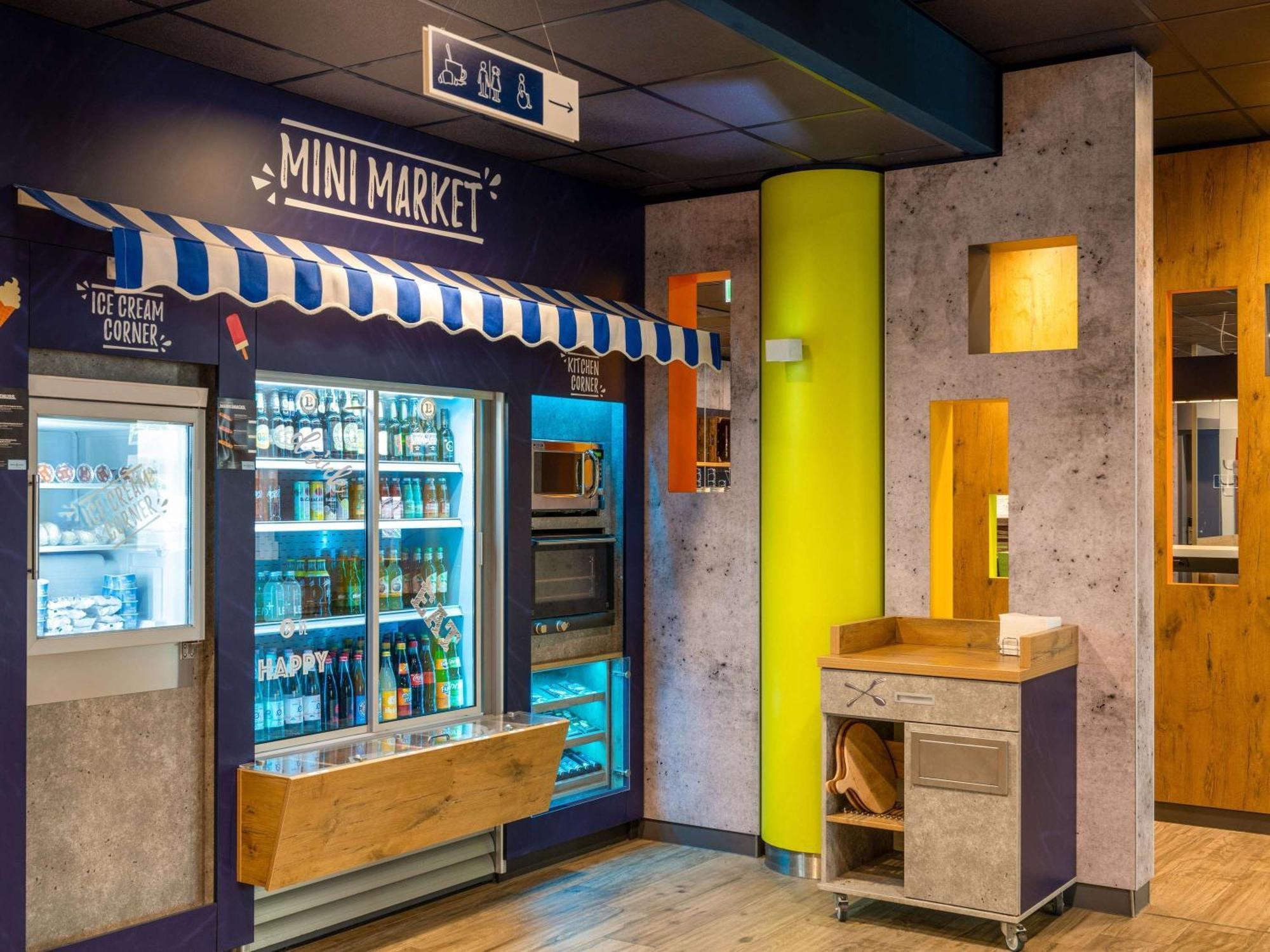 Ibis Budget Berlin Kurfuerstendamm - Neu Renoviert Berlim Exterior foto